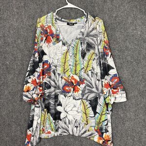 Onque Casual Top Blouse  Womens Size XL Floral Beaded Knit